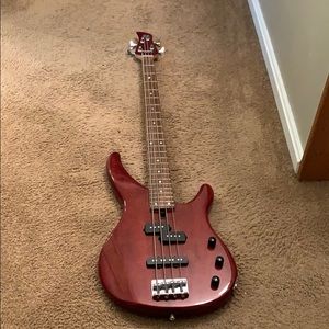Yamaha Bass